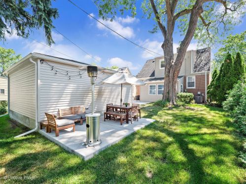 618 Bryan St, Elmhurst IL 60126-4340 exterior