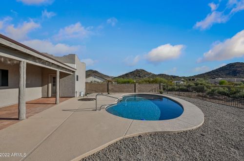 38418 31st Ave, Phoenix, AZ 85086-9187