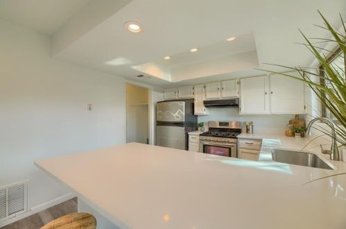 7705 Evaline Ln, Austin TX 78745-7464 exterior