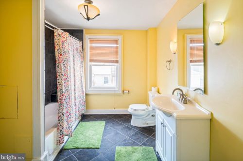 3258 Livingston St, Philadelphia PA 19134-5207 exterior