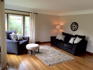 16622 Minnetonka Blvd, Hopkins, MN 55345-1203