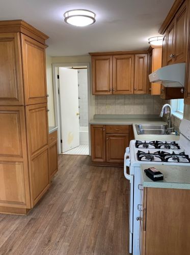 6423 Kostner Ave, Chicago IL 60652-3102 exterior