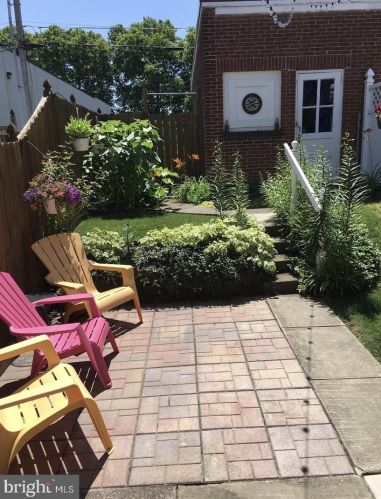 622 New Holland Ave, Lancaster PA 17602-2135 exterior