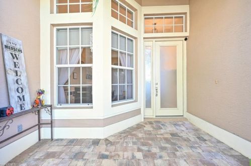 203 Burnt Pne Dr, Naples FL 34119-9775 exterior