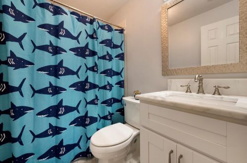 9624 Park Village Dr, Tampa FL  33626-5135 exterior