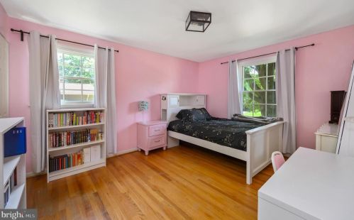 2310 Candlewood Dr, Alexandria VA exterior