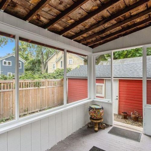 823 Oak St, Kalamazoo MI 49008-1133 exterior