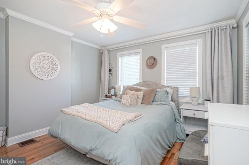 1321 Berks St, Philadelphia PA  19125-2813 exterior