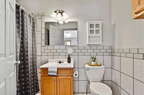 248 Marquette St, Madison WI  53704-5150 exterior