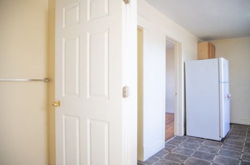 48 Morris St, Springfield MA 01105-2001 exterior