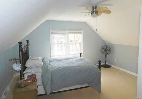 3668 1st St, Milwaukee WI  53207-3215 exterior