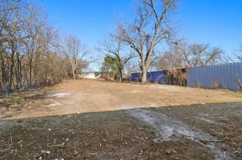 4234 Easter Ave, Dallas TX 75216-3242 exterior