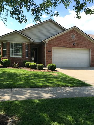 273 Spring Valley Ln, Lexington, KY 40511-8637