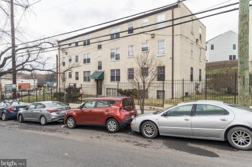 4508 B St, Washington DC  20019-5128 exterior