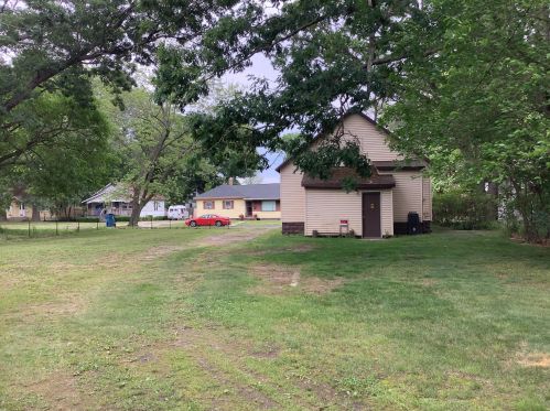 2417 7 St, Meskegon MI 49440-1060 exterior