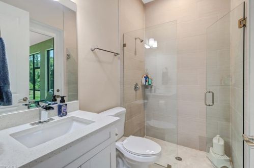 3844 6 Ave, Naples FL 34120-4983 exterior