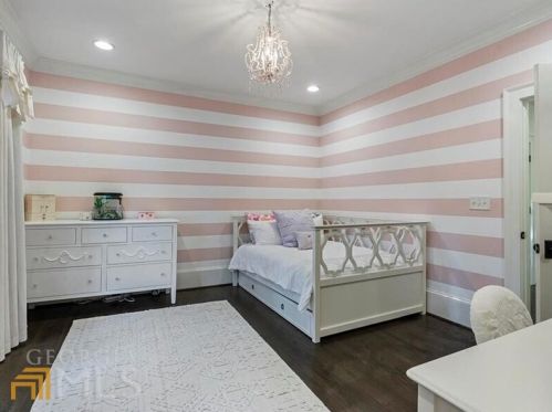 847 Kings Ct, Atlanta GA 30306-3431 exterior