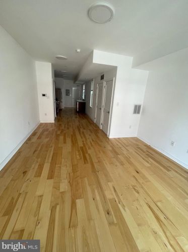 924 15 St, Philadelphia PA 19146-2141 exterior