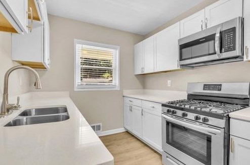 2167 Dorsey Ave, Atlanta GA  30344-2363 exterior