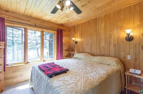 1504 Pioneer Rd, Ely MN 55731-1952 exterior