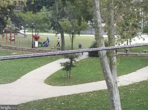 1600 4 St, Philadelphia PA 19148-1303 exterior