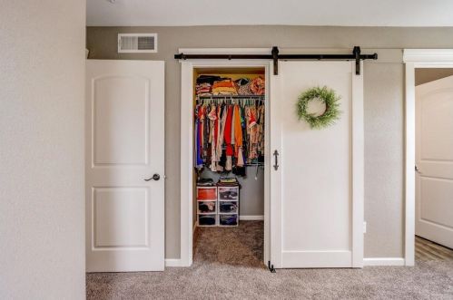 2953 95th St, Milwaukee WI  53227-3613 exterior