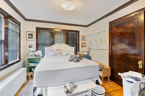 310 15 Ave, Duluth MN 55812-1677 exterior