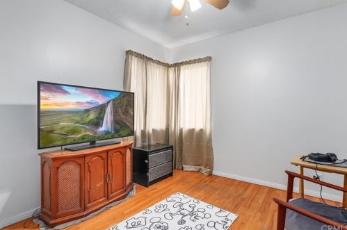 10453 Ives St, Bellflower CA 90706-4126 exterior