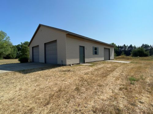 12710 Macclain Ct, Cedar Springs MI exterior