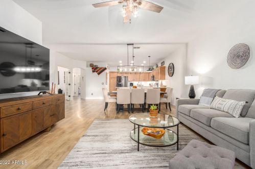 722 Tangerine Dr, Chandler AZ  85226-2001 exterior