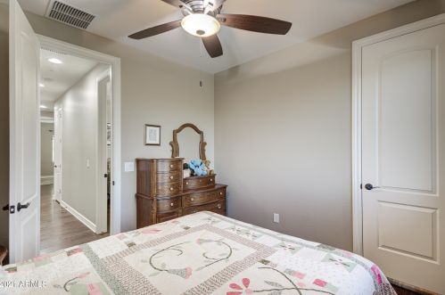 6151 Fresno St, Chandler AZ 85249-5589 exterior