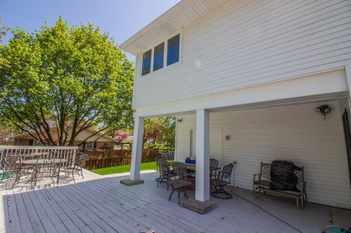 2424 Parnell Ave, Milwaukee WI 53221-4253 exterior