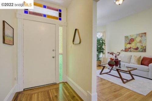 1522 Harmon St, Berkeley CA 94703-2415 exterior