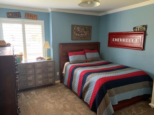 2065 Quincy Rd, Turlock CA 95382-8116 exterior