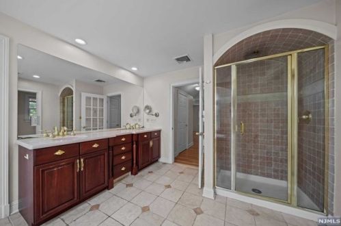 167 Graham Ave, Paterson NJ  07508-2961 exterior