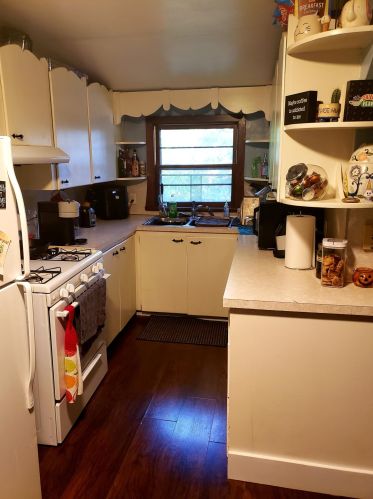 1663 5 St, Meskegon MI 49441-2613 exterior