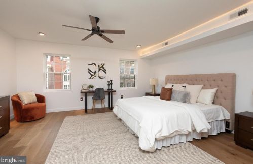 2037 Locust St, Philadelphia PA  19103-5613 exterior