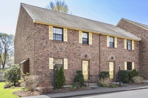 150 Walnut St, Newton MA 02460-1627 exterior