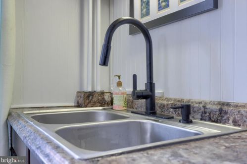 258 Ross St, Lancaster PA 17602-1940 exterior