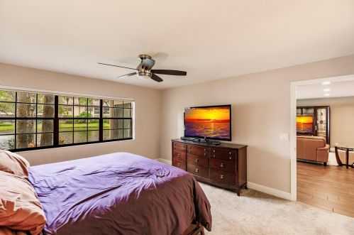 6291 Aspen Glen Ln, Boynton Beach FL 33437-1811 exterior