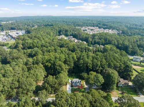 3845 Laurel Fls Dr, Lithonia GA 30039-6586 exterior