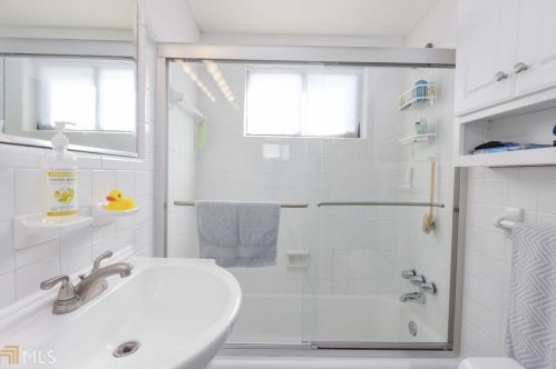 10 26th St, Atlanta GA 30309-1900 exterior