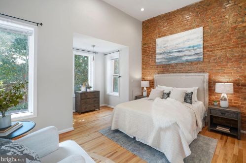 716 3 St, Washington DC 20001-2624 exterior