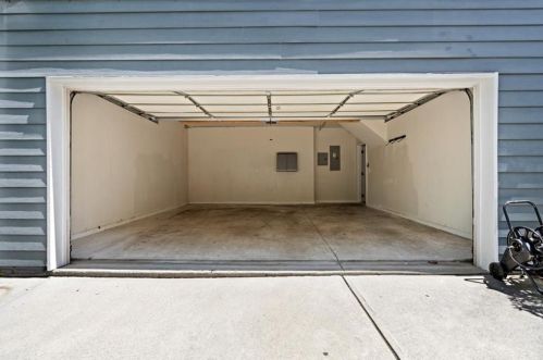 1732 Barfield Run, Atlanta GA  30318-2779 exterior