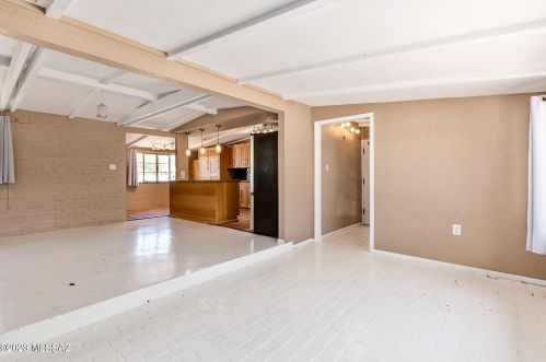 1211 Forgeus Ave, Tucson AZ  85716-3831 exterior