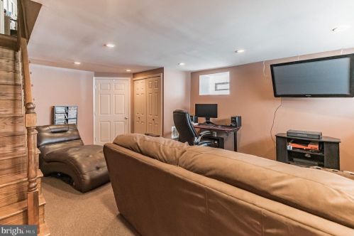 1119 Magee, Philadelphia PA 19111-4939 exterior