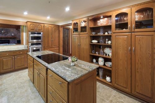 2636 Bridgewater Cir, Gainesville GA 30506-1856 exterior