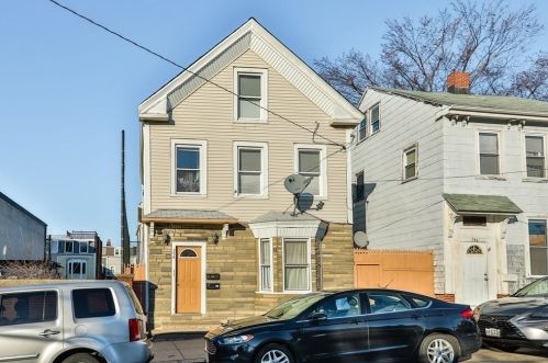 256 6 St, Boston MA 02127-3057 exterior