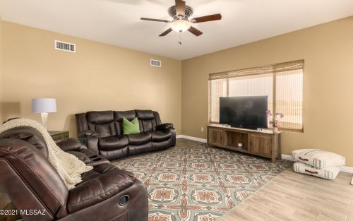 8254 Camino Serpe, Tucson AZ  85747-9030 exterior