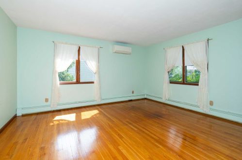 2 Tamidan Rd, Poughkeepsie NY 12601-5214 exterior